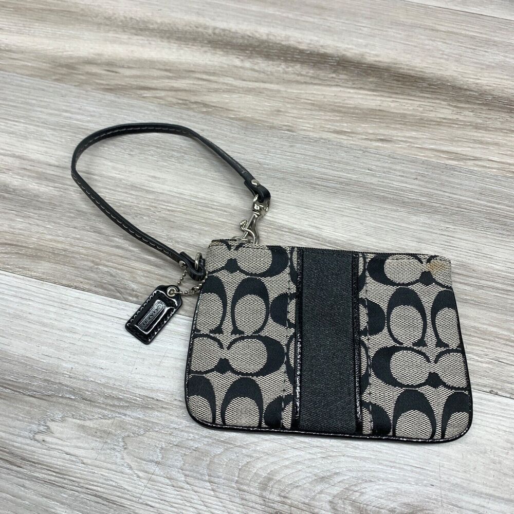 SIGNATURE SMALL WRISTLET (COACH F49174) BLACK